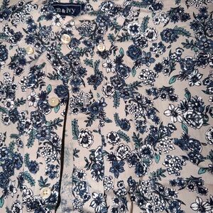 Crown & Ivy Men's Floral Button Down Shirt - Blue and Cream